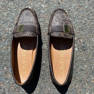 Like New Calvin Klein Loafers
